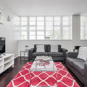 Roomspace Serviced - Princes House Apartment Brighton